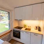 Le Belvedere De לויקרבאד